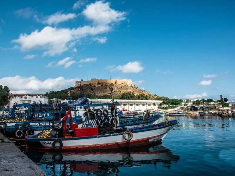 Bateaux de pêche dans le port